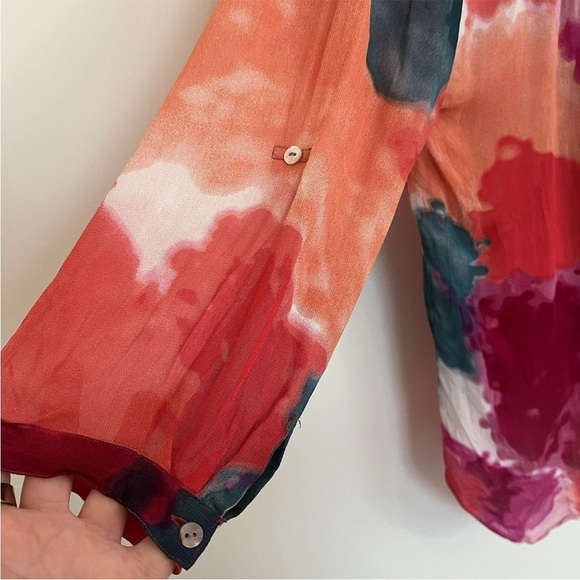 Red and Pink Pleated 3/4 Sleeve Blouse - Picture 7 of 10